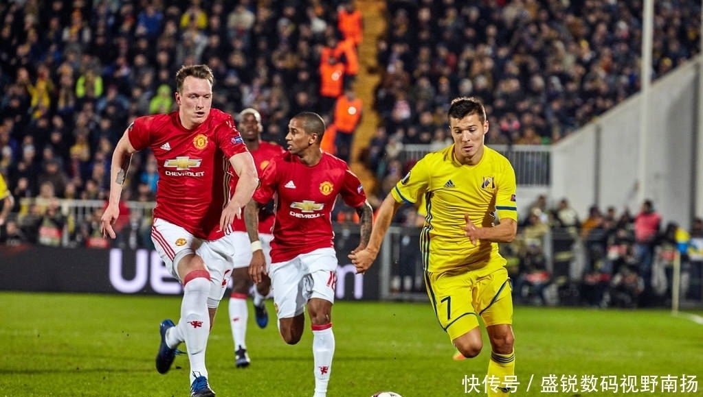 中国足球超 中国足球超